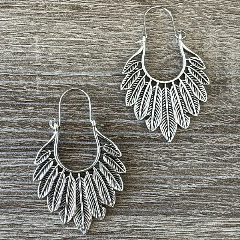 Silver Hoop earrings A243